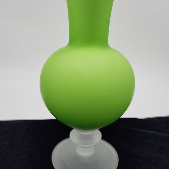 Frosted Satin Cased Green Glass Vase With Flared Neck & Pedestal Base VTG 8.75" - Picture 3 of 10